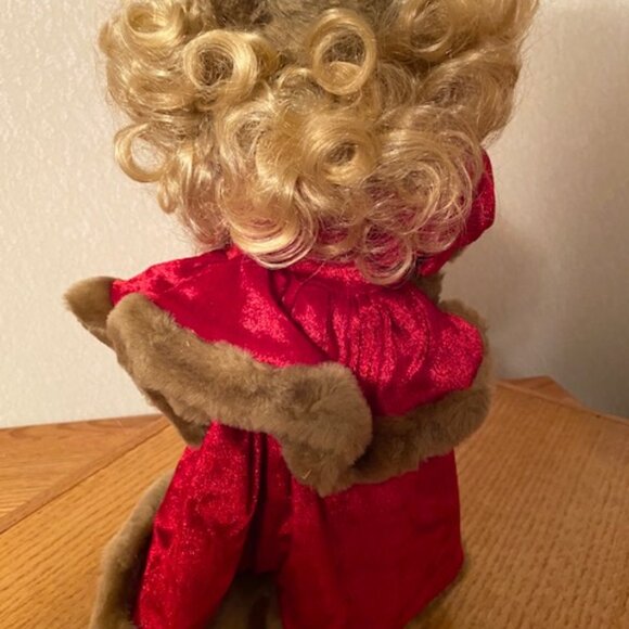 DESIGN DEBUT Porcelain Doll - TASHA - AMEE SU DESIGN - NIB - Picture 4 of 7